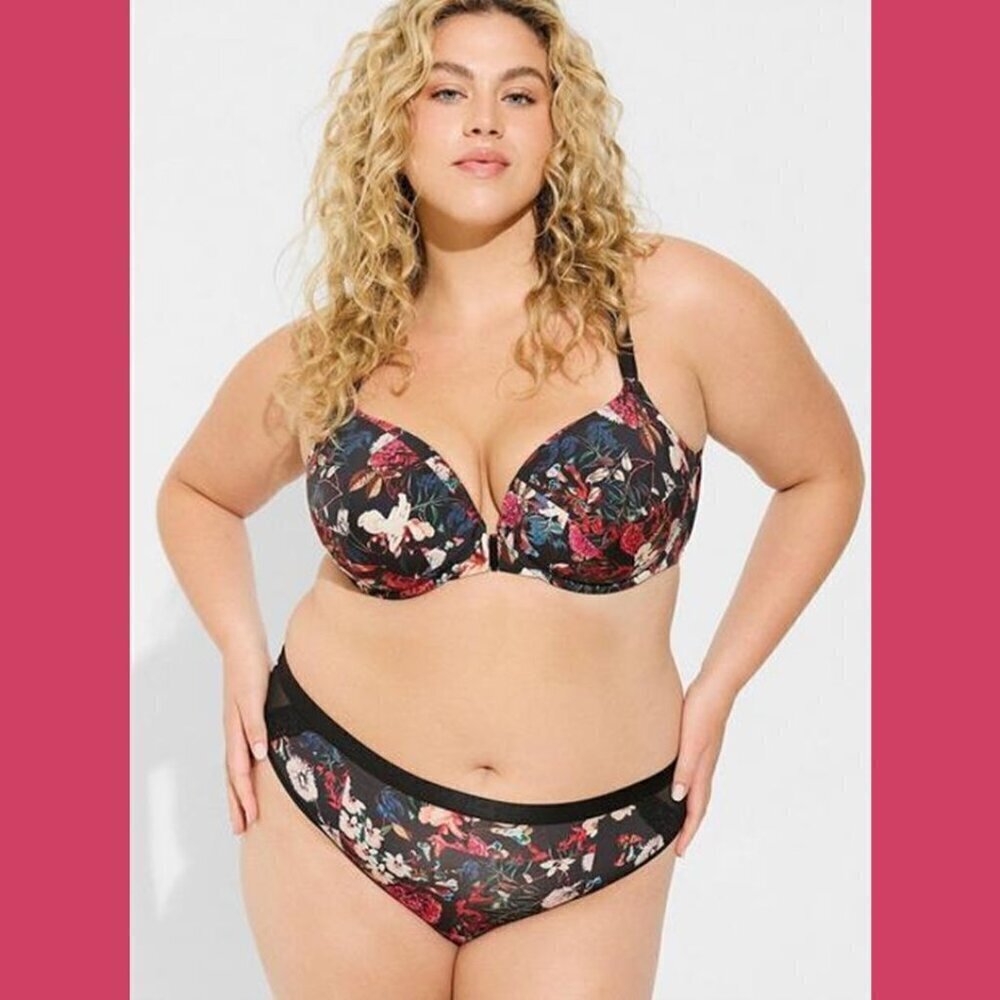 Torrid - Second Skin Mid-Rise Thong Panty in Floral Momento Album & Rich Black